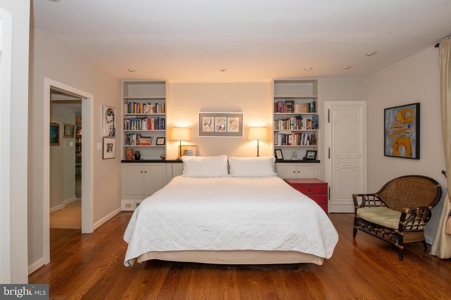 Philadelphia, Pennsylvania, 19118, United States, 2 Bedrooms Bedrooms, ,2 BathroomsBathrooms,Residential,Pending,1904167