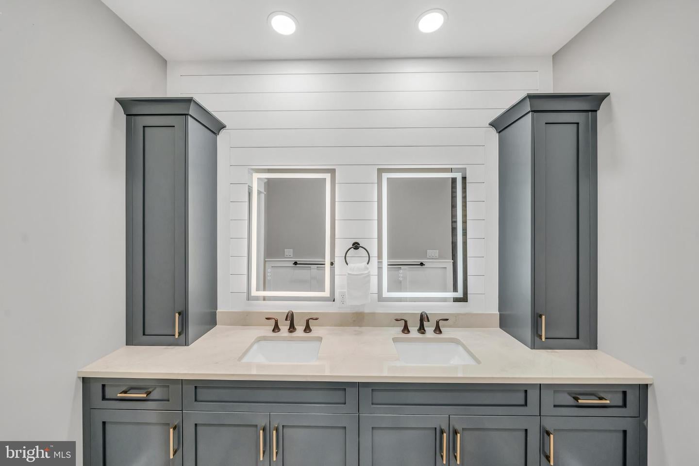 Lewes, Delaware, 19958, United States, 4 Bedrooms Bedrooms, ,5 BathroomsBathrooms,Residential,Active,1863477