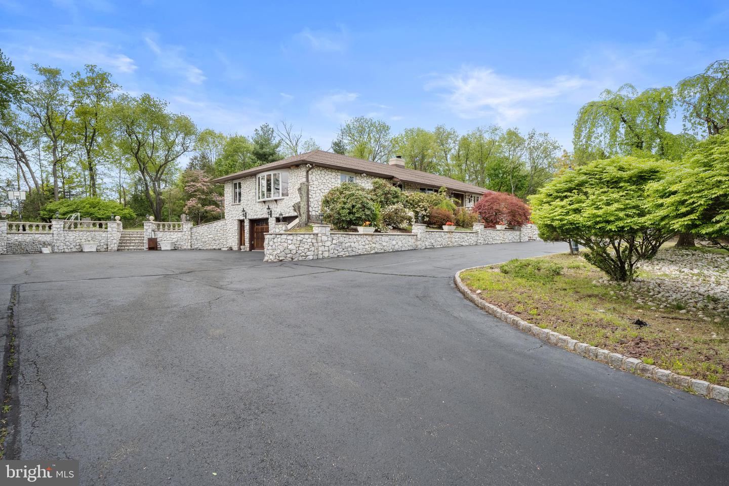 Princeton, New Jersey, 08540, United States, 4 Bedrooms Bedrooms, ,6 BathroomsBathrooms,Residential,Active,2043816