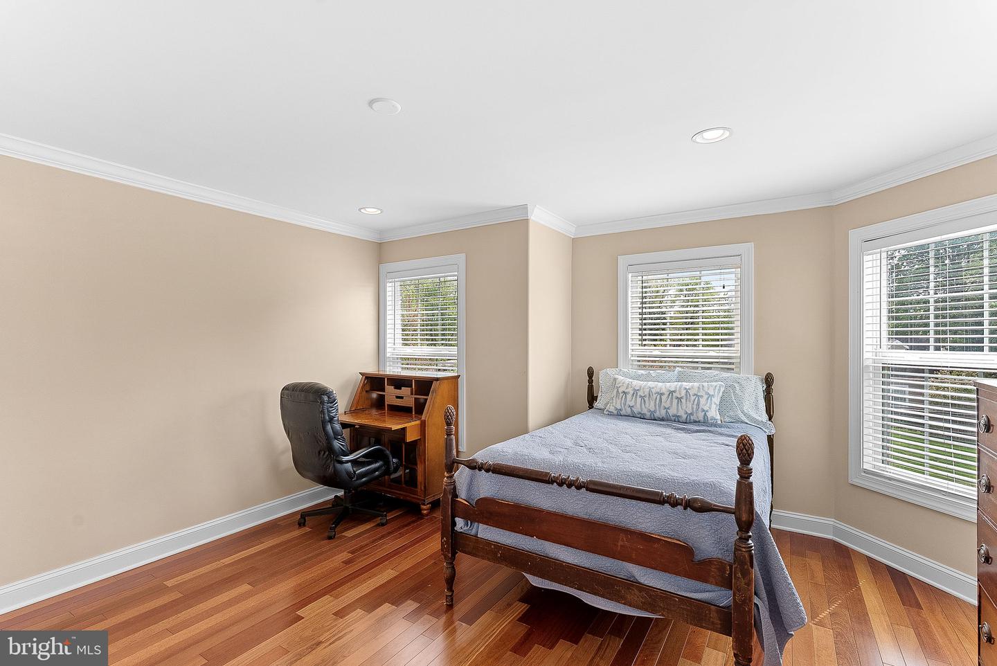 Annandale, Virginia, 22003, United States, 4 Bedrooms Bedrooms, ,4 BathroomsBathrooms,Residential,Active,2044601