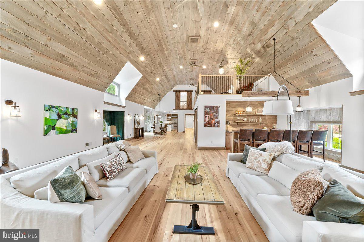 Wilmington, Delaware, 19807, United States, 5 Bedrooms Bedrooms, ,6 BathroomsBathrooms,Residential,Active,1988434