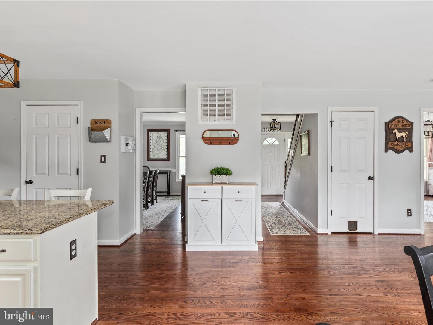 Amissville, Virginia, 20106, United States, 4 Bedrooms Bedrooms, ,4 BathroomsBathrooms,Residential,Active,1929462