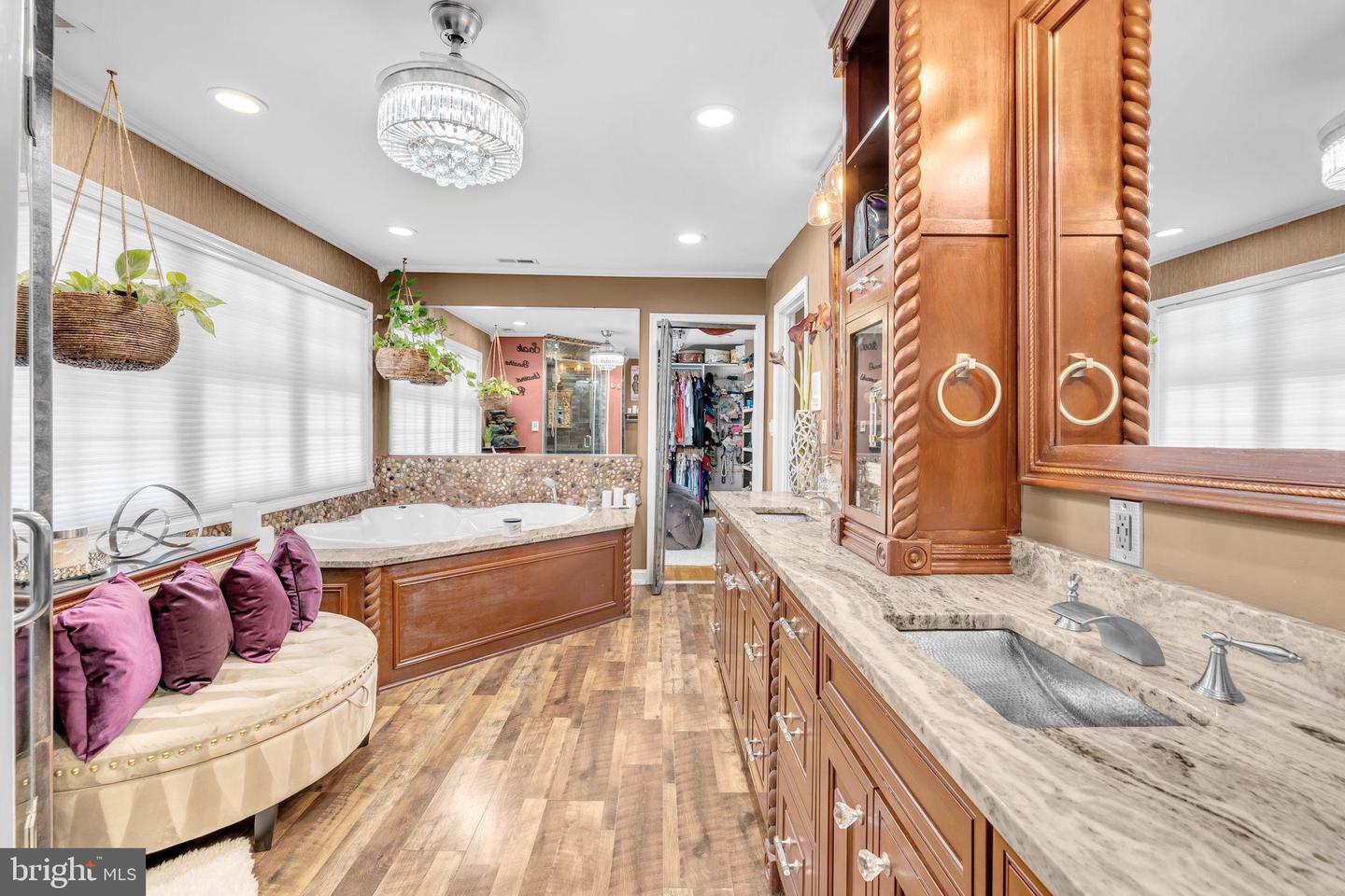 Dunkirk, Maryland, 20754, United States, 6 Bedrooms Bedrooms, ,7 BathroomsBathrooms,Residential,Active,1952077