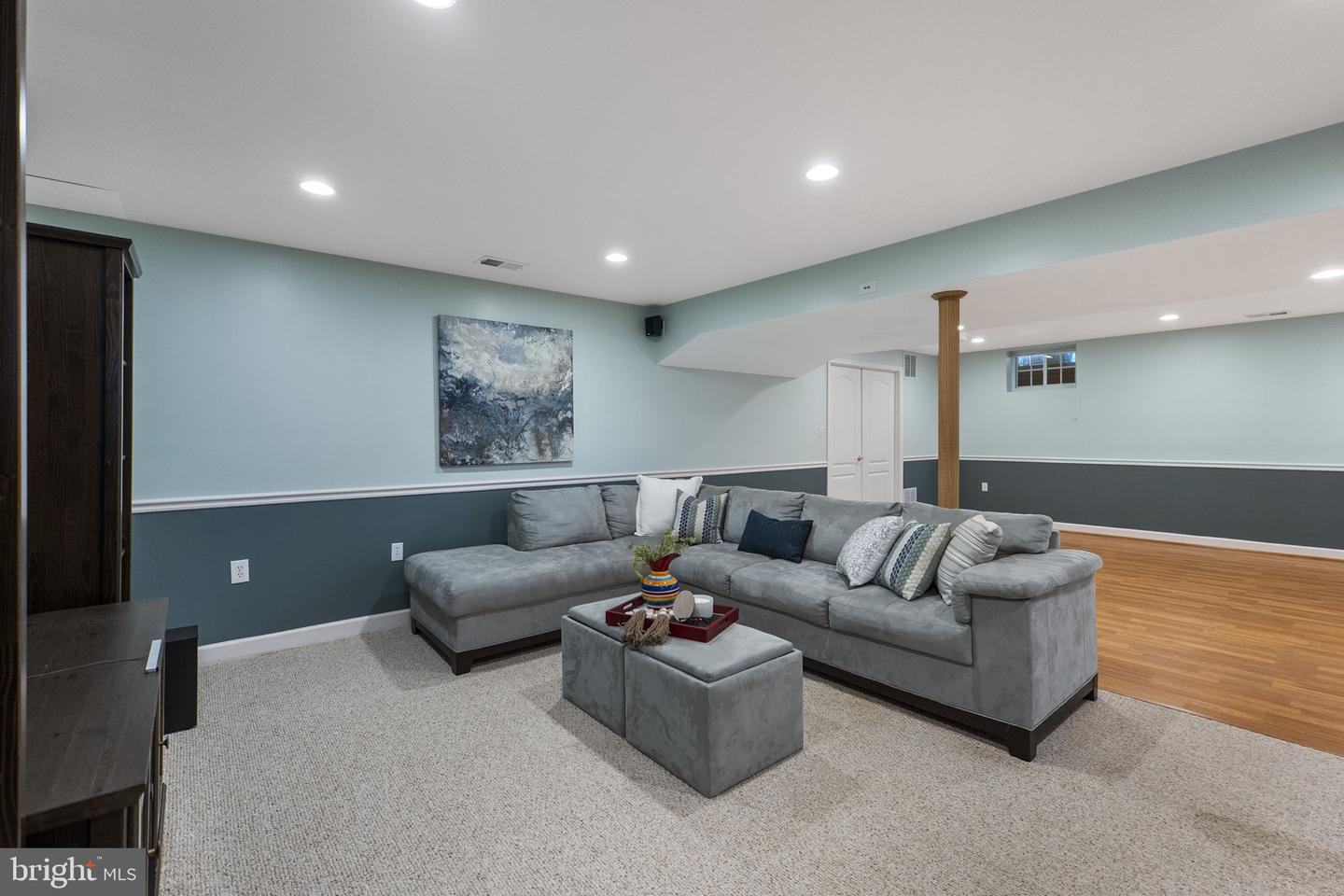 Poolesville, Maryland, 20837, United States, 4 Bedrooms Bedrooms, ,5 BathroomsBathrooms,Residential,Active,2052019