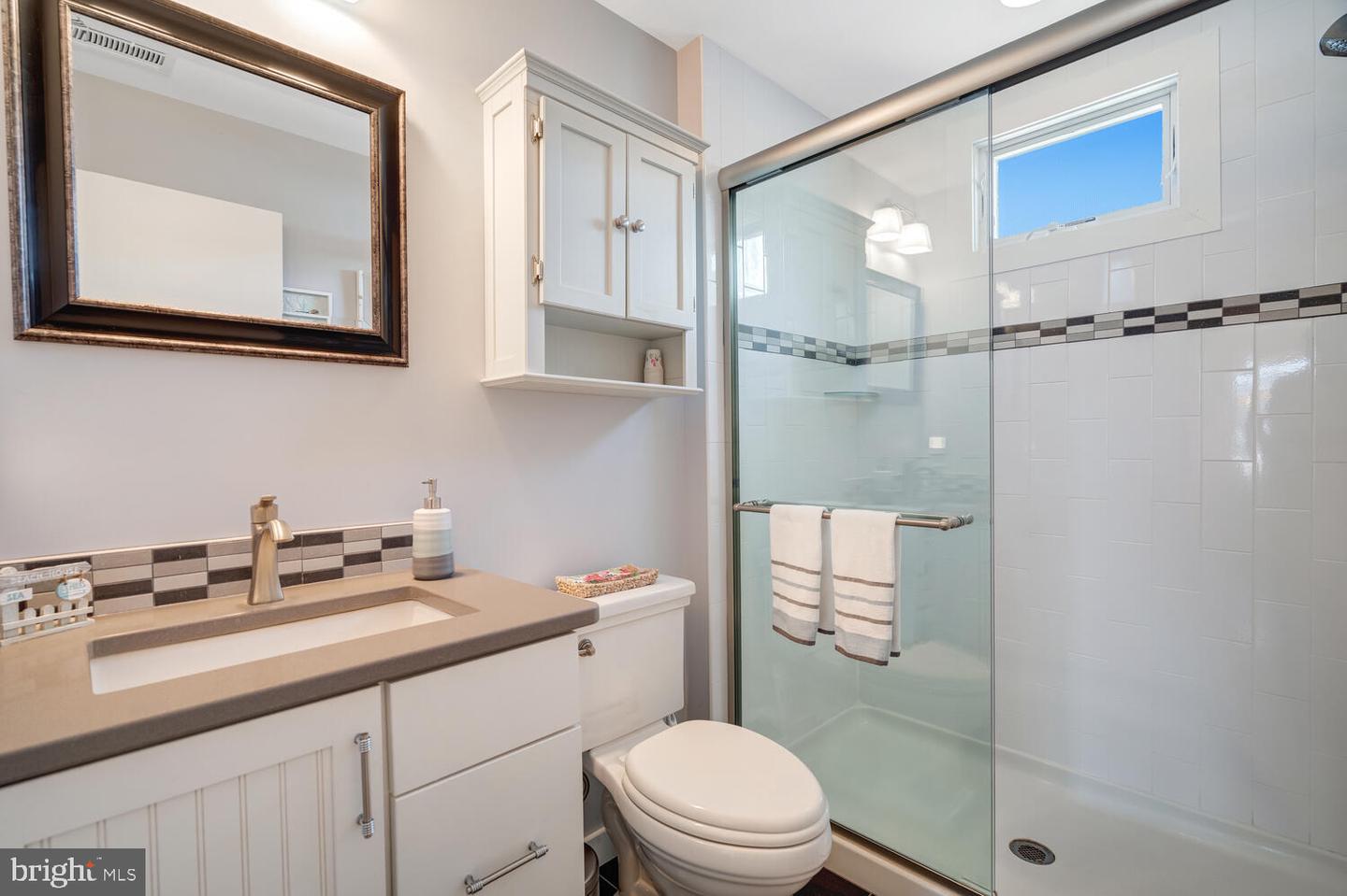 Barnegat Light, New Jersey, 08006, United States, 4 Bedrooms Bedrooms, ,2 BathroomsBathrooms,Residential,Active,1841296