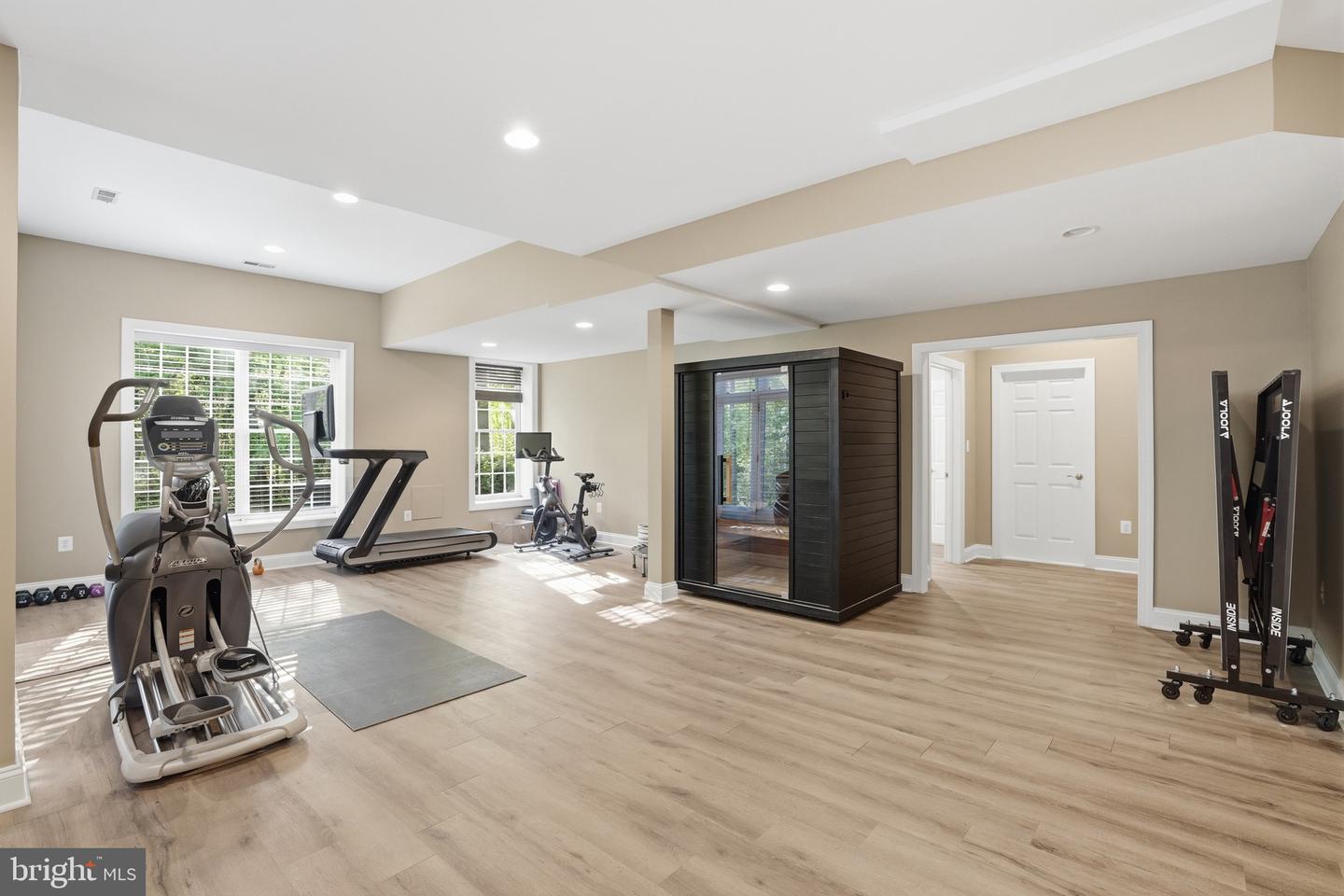 Great Falls, Virginia, 22066, United States, 5 Bedrooms Bedrooms, ,7 BathroomsBathrooms,Residential,Active,2044999