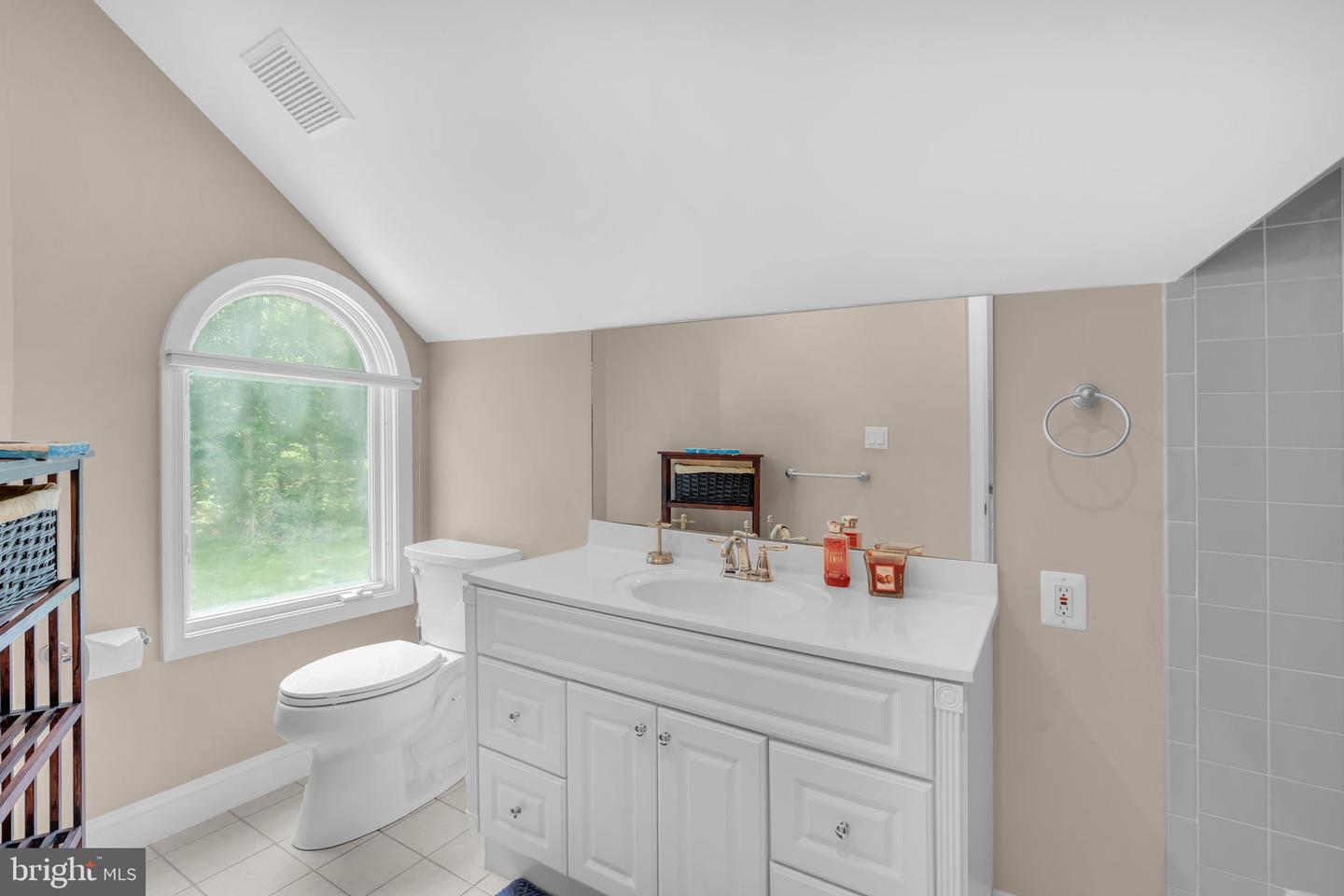 Dunkirk, Maryland, 20754, United States, 6 Bedrooms Bedrooms, ,7 BathroomsBathrooms,Residential,Active,1952077