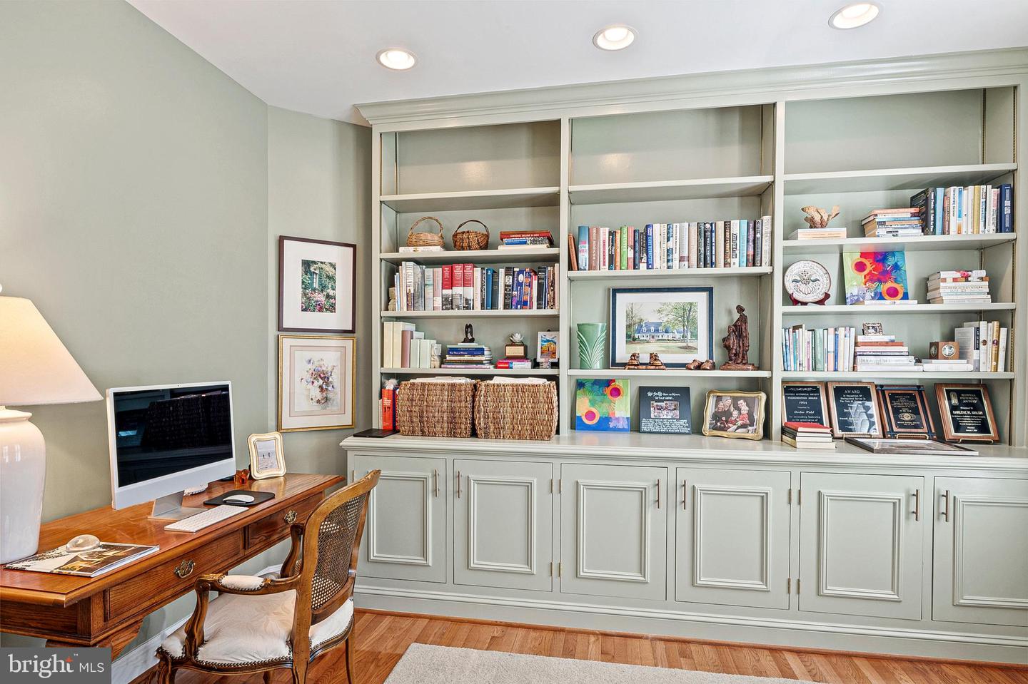 Columbia, Maryland, 21044, United States, 4 Bedrooms Bedrooms, ,3 BathroomsBathrooms,Residential,Active,1934807