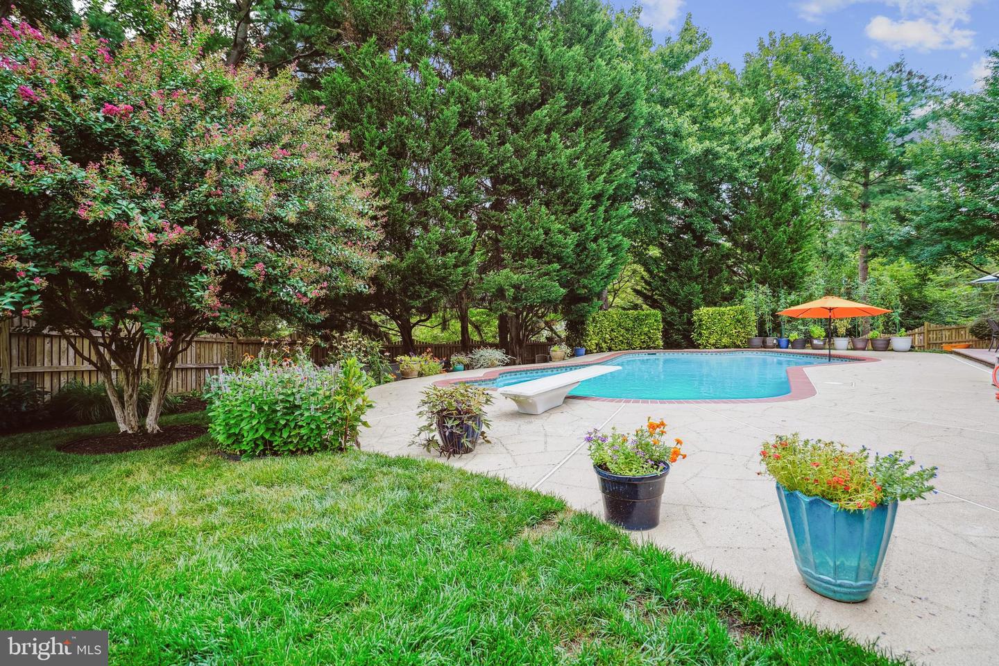 Centreville, Virginia, 20121, United States, 4 Bedrooms Bedrooms, ,5 BathroomsBathrooms,Residential,Active,1914622