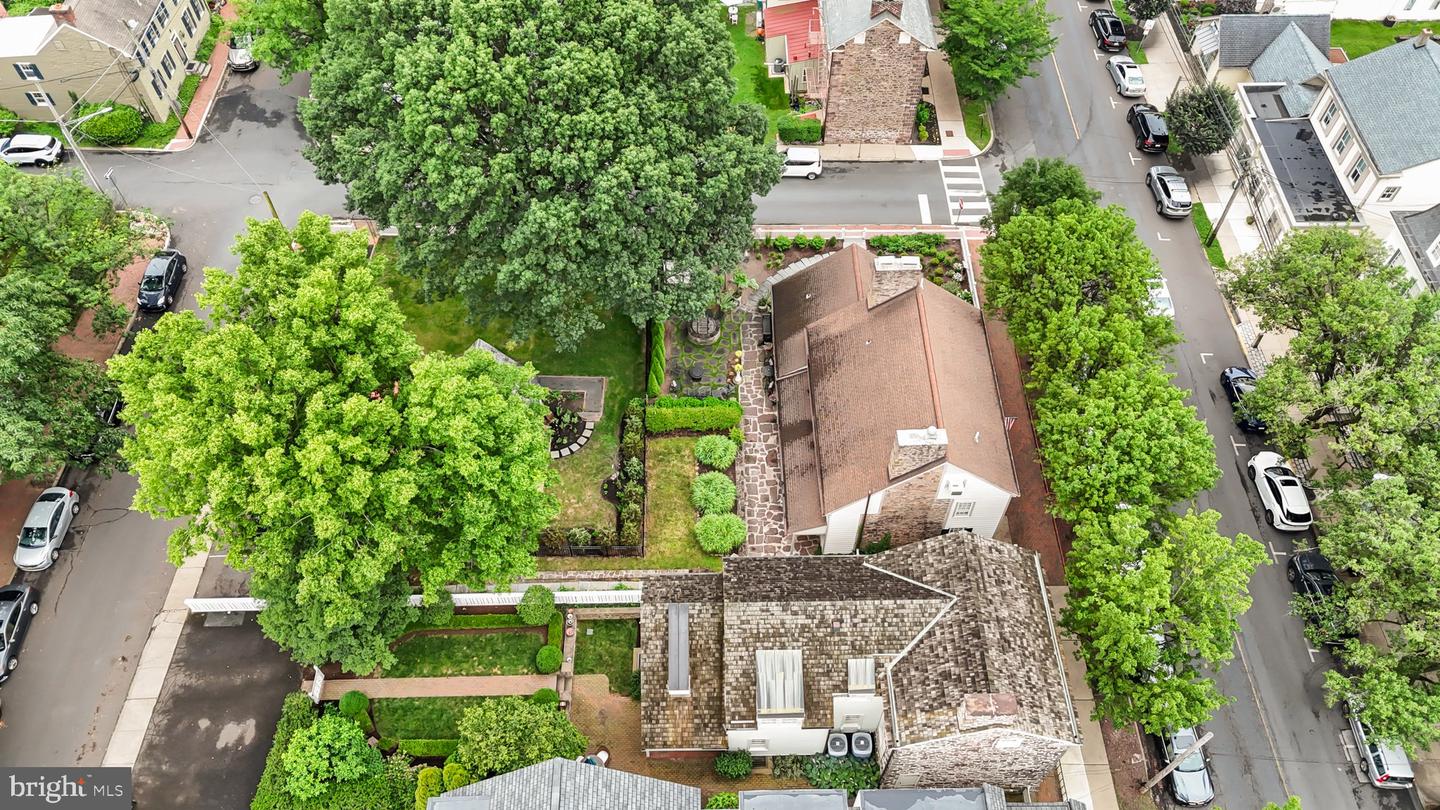 Newtown, Pennsylvania, 18940, United States, 4 Bedrooms Bedrooms, ,4 BathroomsBathrooms,Residential,Contingent,2006776