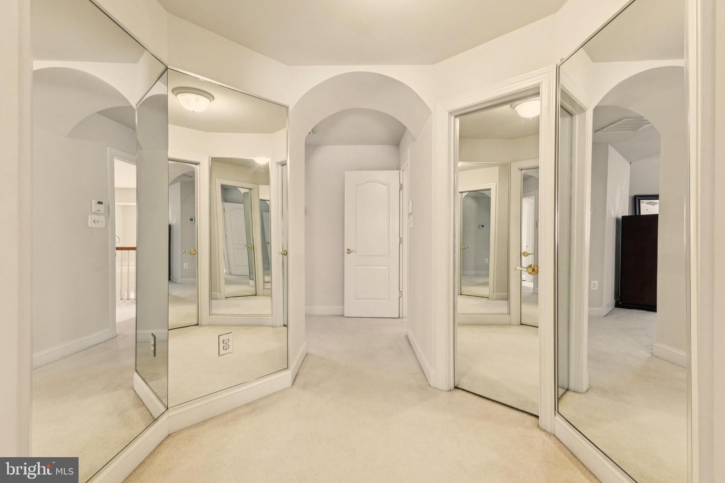 Gainesville, Virginia, 20155, United States, 5 Bedrooms Bedrooms, ,5 BathroomsBathrooms,Residential,Active,1929794