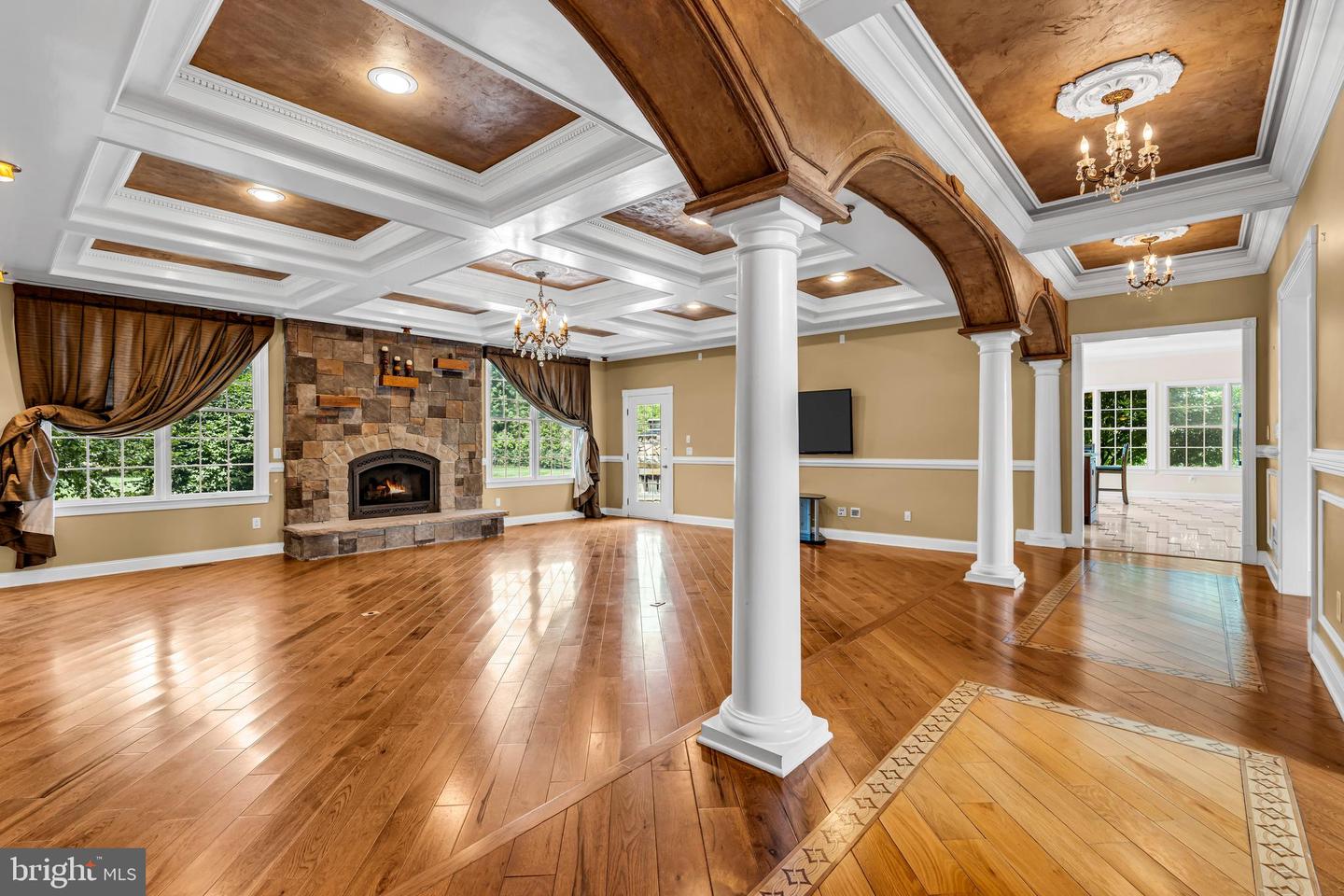 Farmingdale, New Jersey, 07727, United States, ,6 BathroomsBathrooms,Residential,Active,1868131