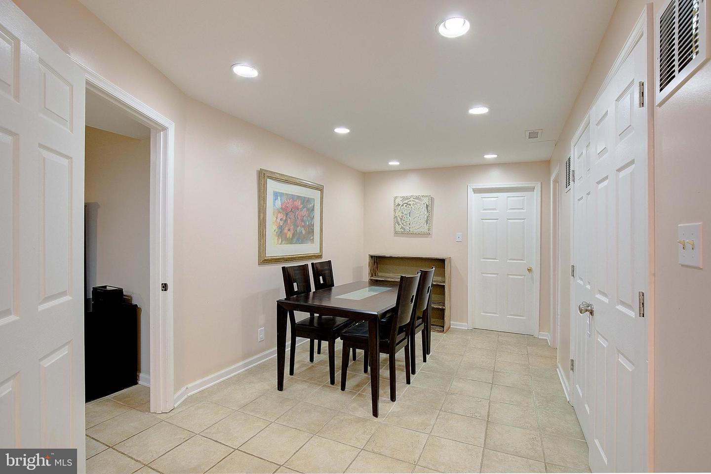 Gambrills, Maryland, 21054, United States, 5 Bedrooms Bedrooms, ,4 BathroomsBathrooms,Residential,Active,1897993