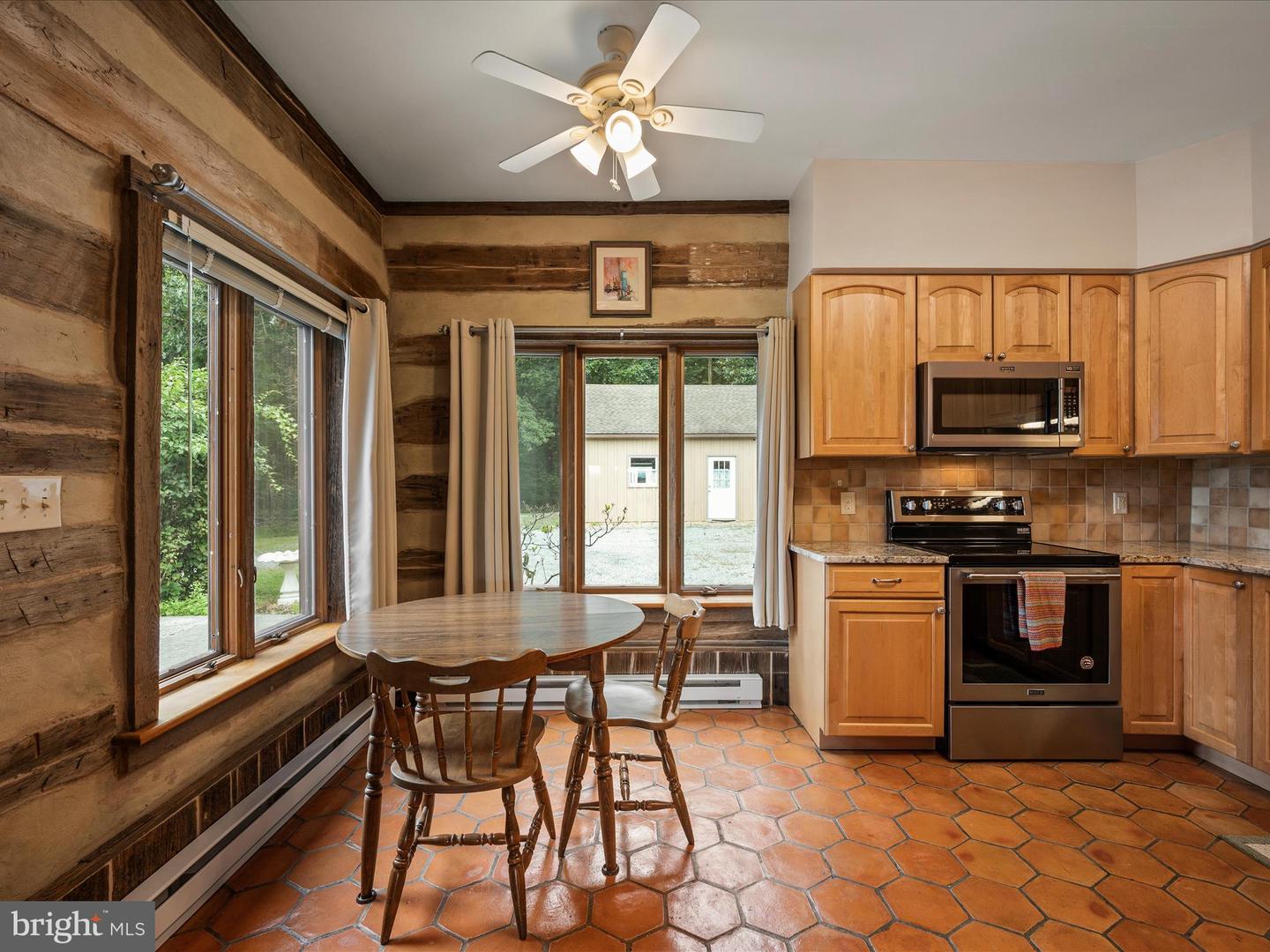 Berryville, Virginia, 22611, United States, 4 Bedrooms Bedrooms, ,3 BathroomsBathrooms,Residential,Active,1884871