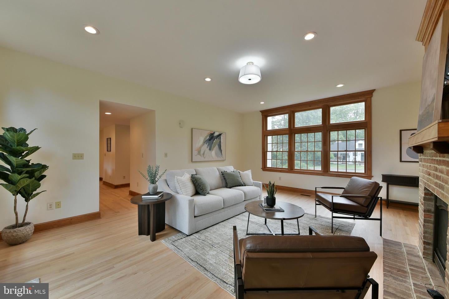 Yardley, Pennsylvania, 19067, United States, 5 Bedrooms Bedrooms, ,5 BathroomsBathrooms,Residential,Contingent,2045759