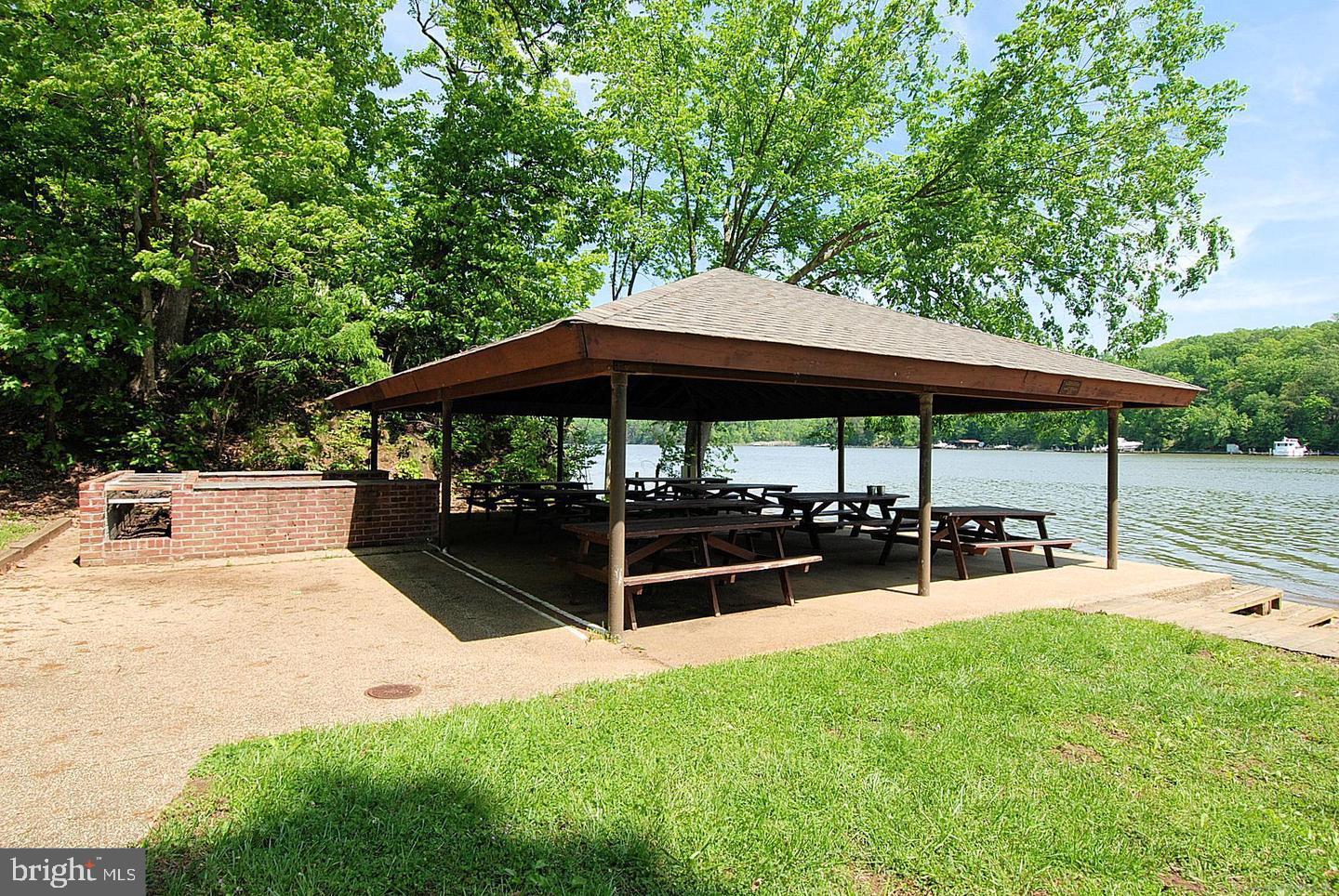 Davidsonville, Maryland, 21035, United States, 4 Bedrooms Bedrooms, ,3 BathroomsBathrooms,Residential,Active,2007094