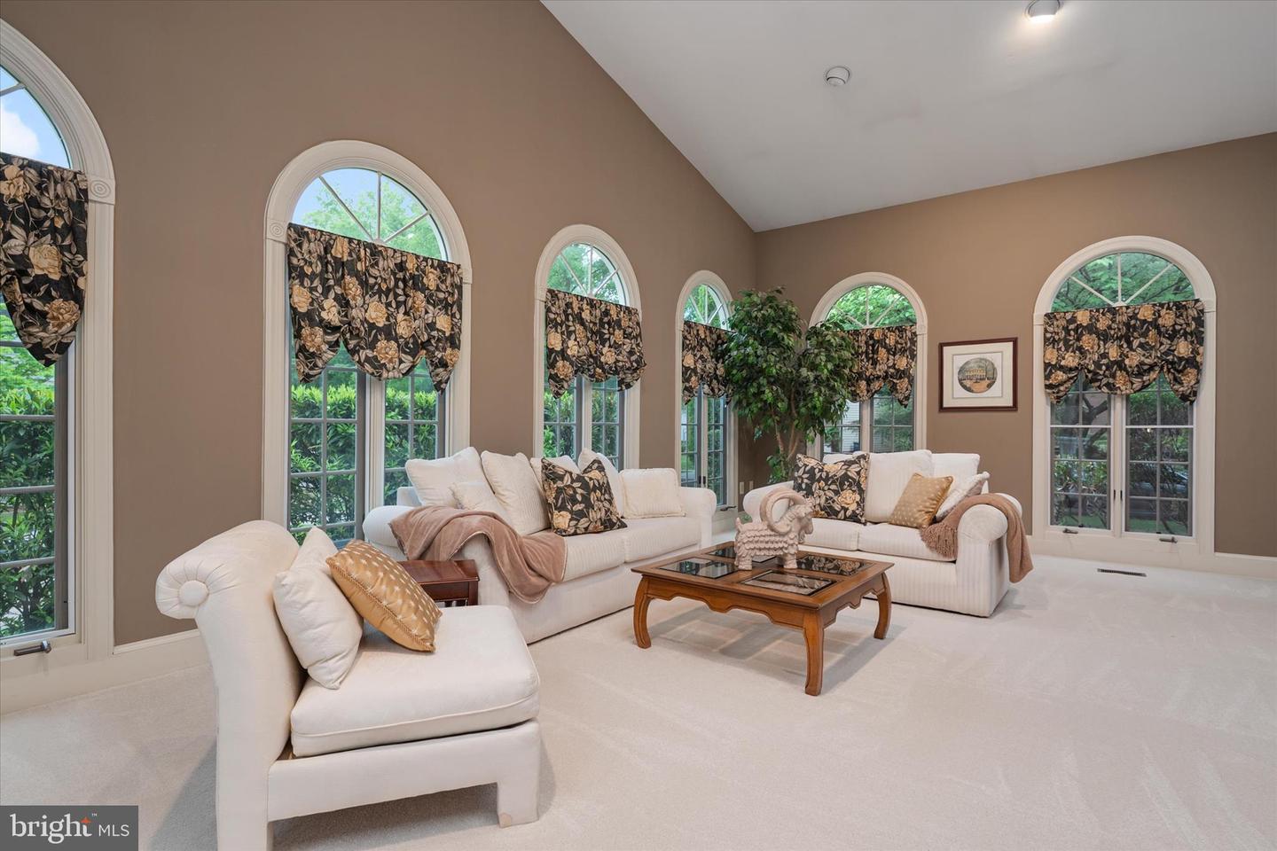Rockville, Maryland, 20852, United States, 4 Bedrooms Bedrooms, ,4 BathroomsBathrooms,Residential,Active,2045026