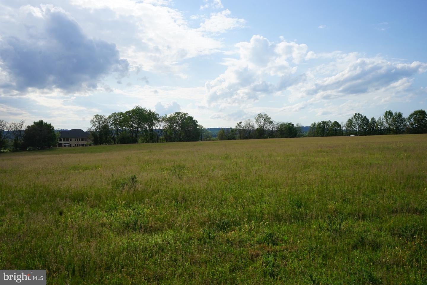Leesburg, Virginia, 20176, United States, 4 Bedrooms Bedrooms, ,7 BathroomsBathrooms,Residential,Active,2045788