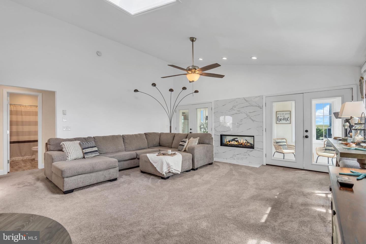 Manahawkin, New Jersey, 08050, United States, 4 Bedrooms Bedrooms, ,2 BathroomsBathrooms,Residential,Active,1919073