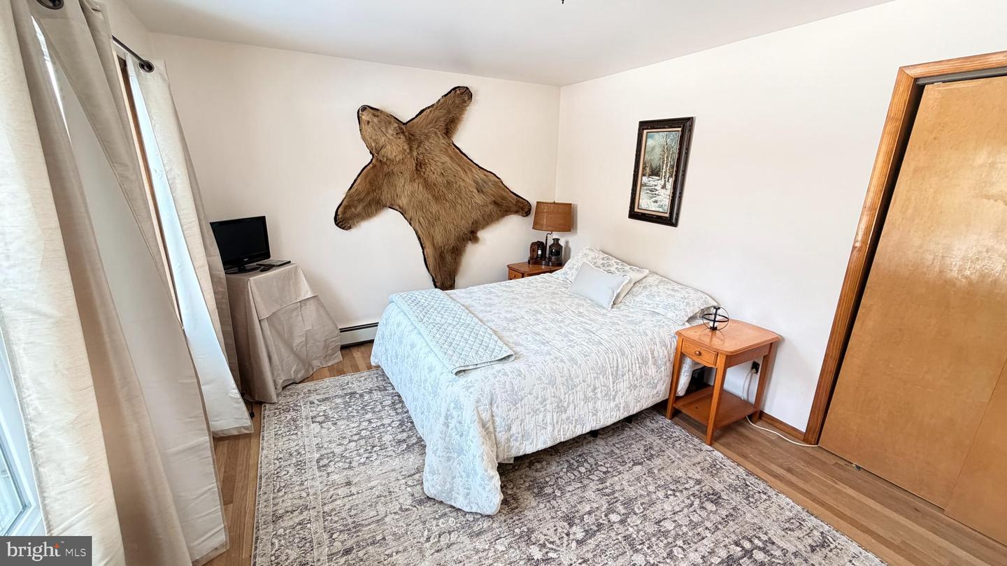 Waymart, Pennsylvania, 18472, United States, 4 Bedrooms Bedrooms, ,2 BathroomsBathrooms,Residential,Active,2007156