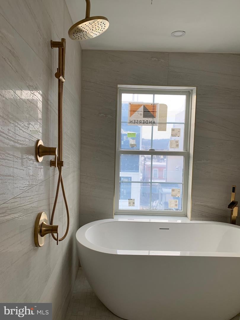 Philadelphia, Pennsylvania, 19127, United States, 6 Bedrooms Bedrooms, ,6 BathroomsBathrooms,Residential,Active,1900208