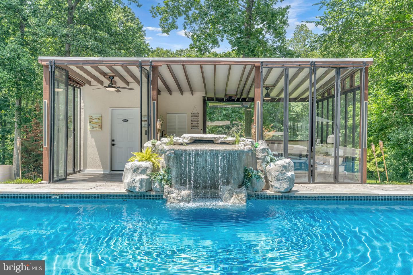 Dunkirk, Maryland, 20754, United States, 6 Bedrooms Bedrooms, ,7 BathroomsBathrooms,Residential,Active,1952077