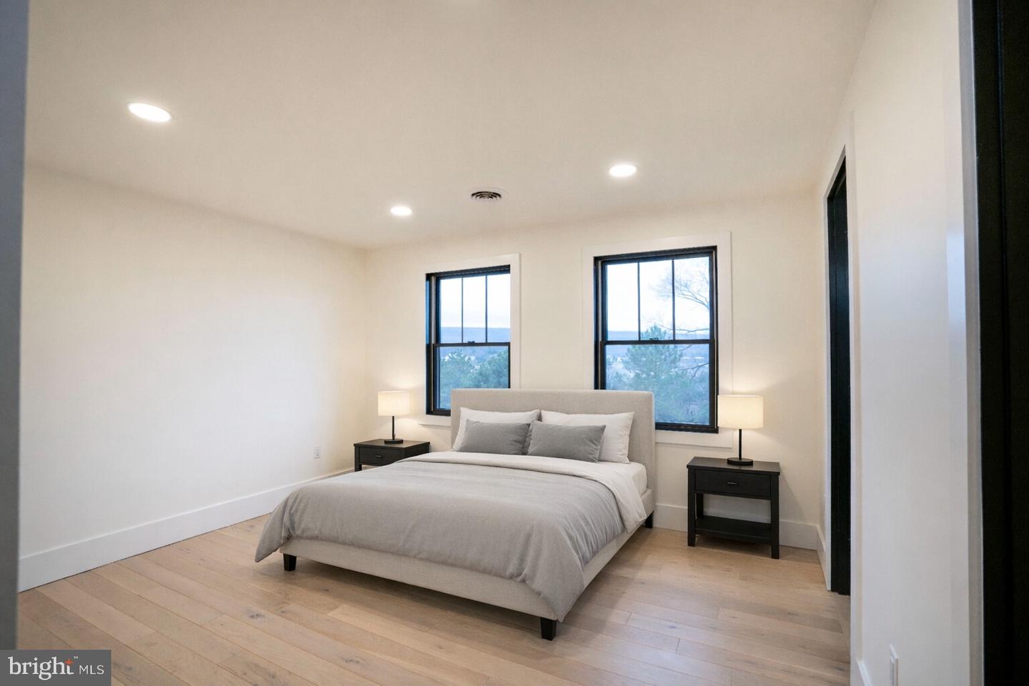 State College, Pennsylvania, 16801, United States, 5 Bedrooms Bedrooms, ,5 BathroomsBathrooms,Residential,Active,2010175