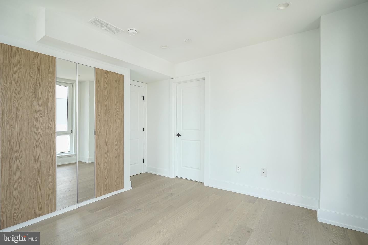 Philadelphia, Pennsylvania, 19125, United States, 4 Bedrooms Bedrooms, ,5 BathroomsBathrooms,Residential,Active,2045558