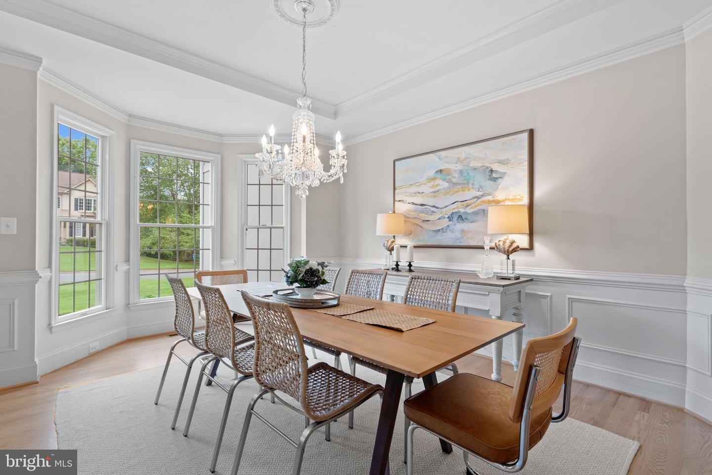Oakton, Virginia, 22124, United States, 5 Bedrooms Bedrooms, ,5 BathroomsBathrooms,Residential,Active,1926902
