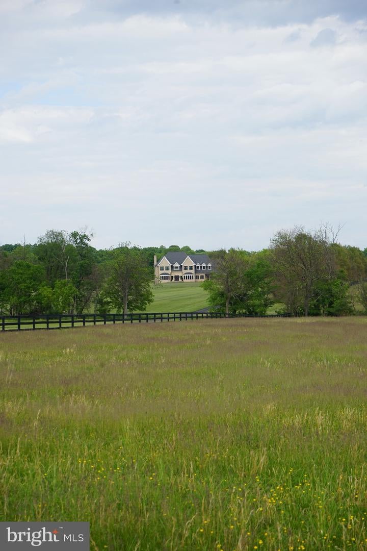 Leesburg, Virginia, 20176, United States, 4 Bedrooms Bedrooms, ,7 BathroomsBathrooms,Residential,Active,2045788