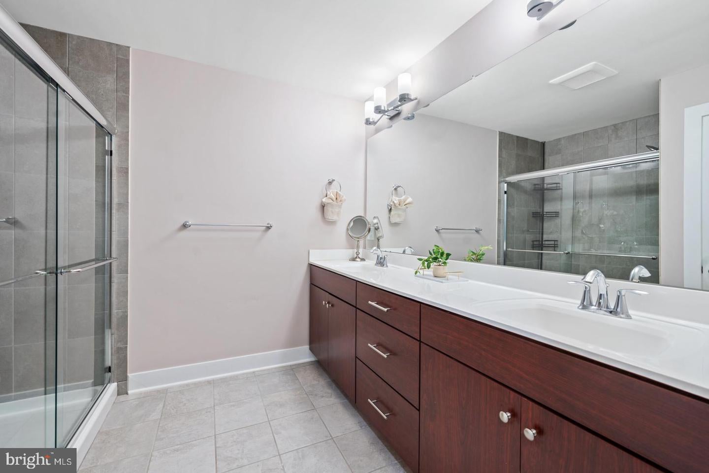 Skillman, New Jersey, 08558, United States, 4 Bedrooms Bedrooms, ,5 BathroomsBathrooms,Residential,Active,2052020