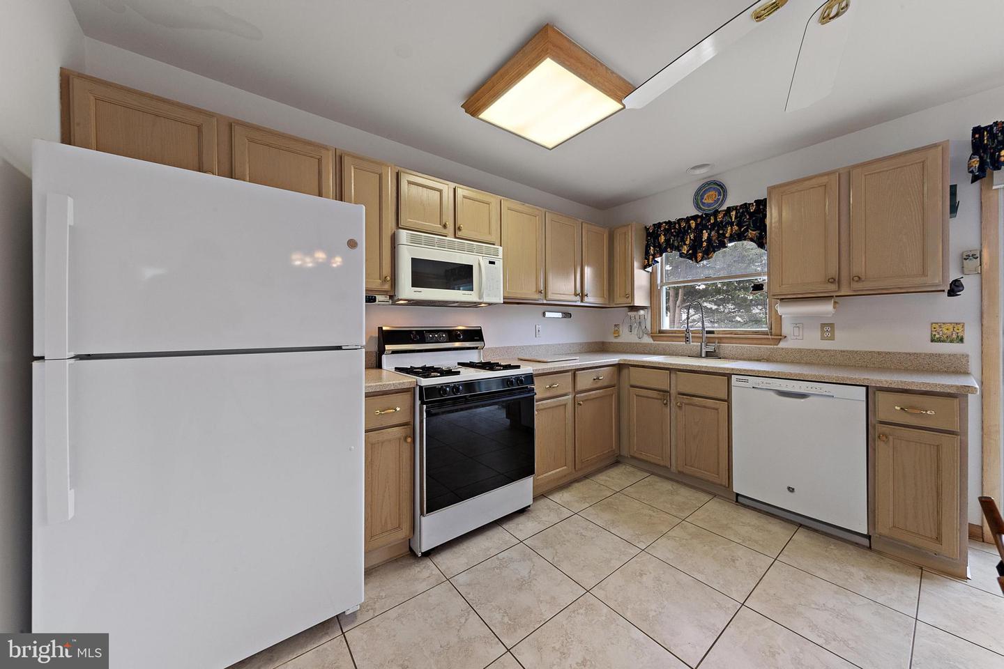 Long Beach Township, New Jersey, 08008, United States, 4 Bedrooms Bedrooms, ,2 BathroomsBathrooms,Residential,Active,1968112