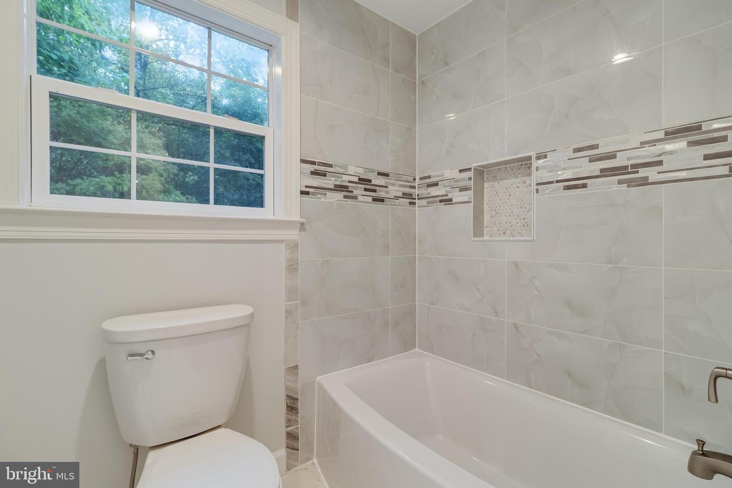 Davidsonville, Maryland, 21035, United States, 5 Bedrooms Bedrooms, ,6 BathroomsBathrooms,Residential,Active,1945307