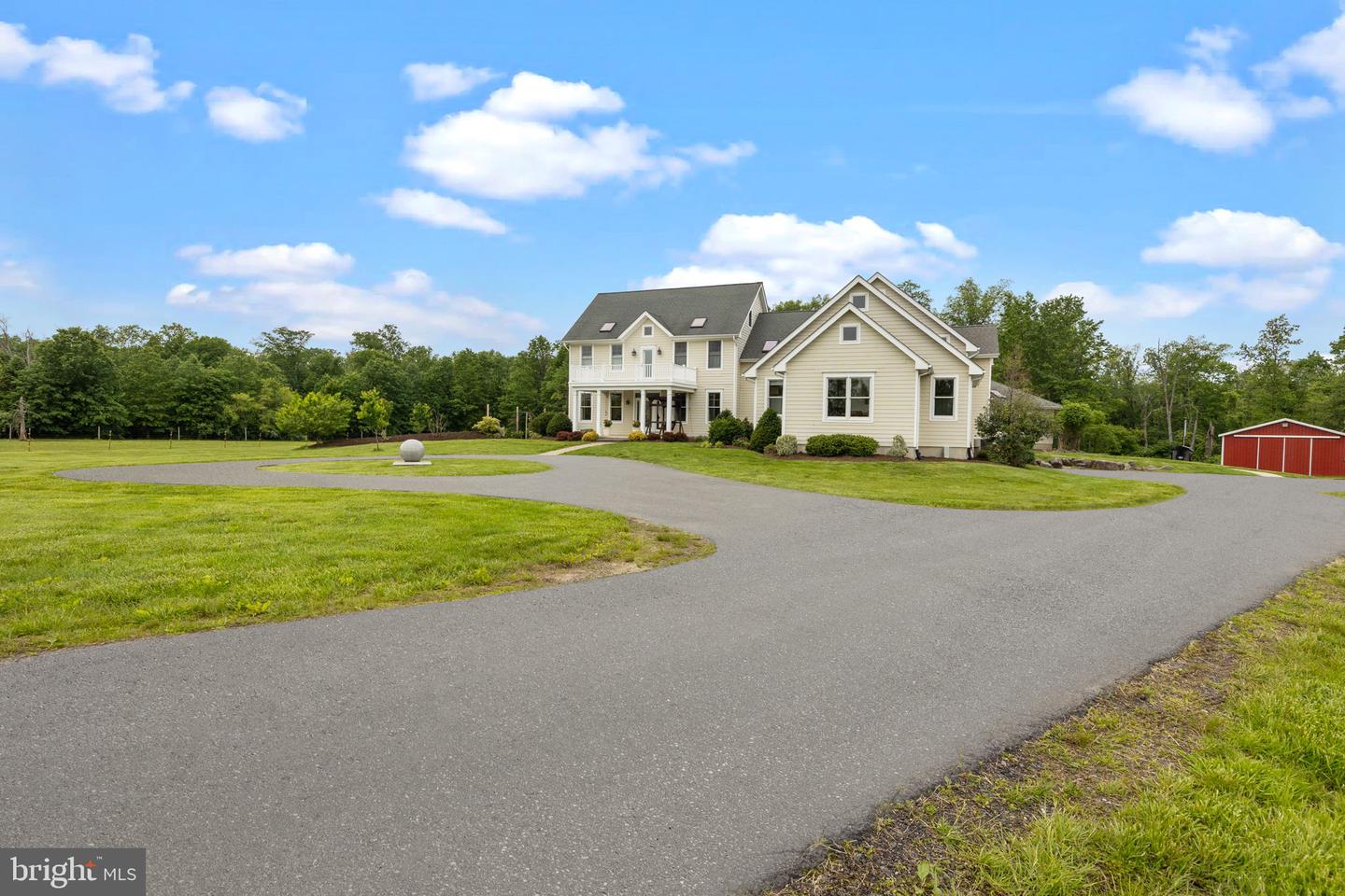 Lambertville, New Jersey, 08530, United States, 6 Bedrooms Bedrooms, ,5 BathroomsBathrooms,Residential,Active,1843838
