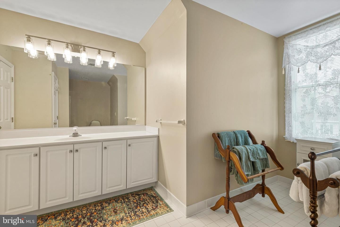 Annapolis, Maryland, 21403, United States, 4 Bedrooms Bedrooms, ,3 BathroomsBathrooms,Residential,Active,1941139