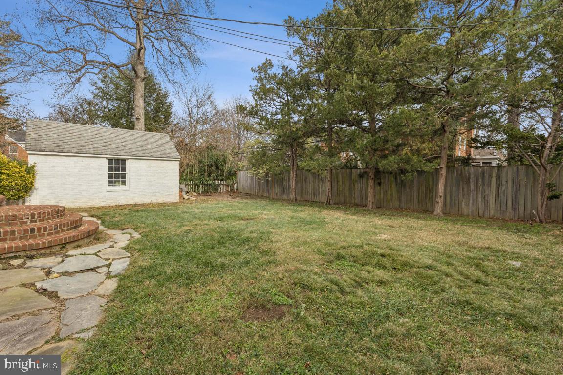 Arlington, Virginia, 22203, United States, 3 Bedrooms Bedrooms, ,3 BathroomsBathrooms,Residential,Active,2007962