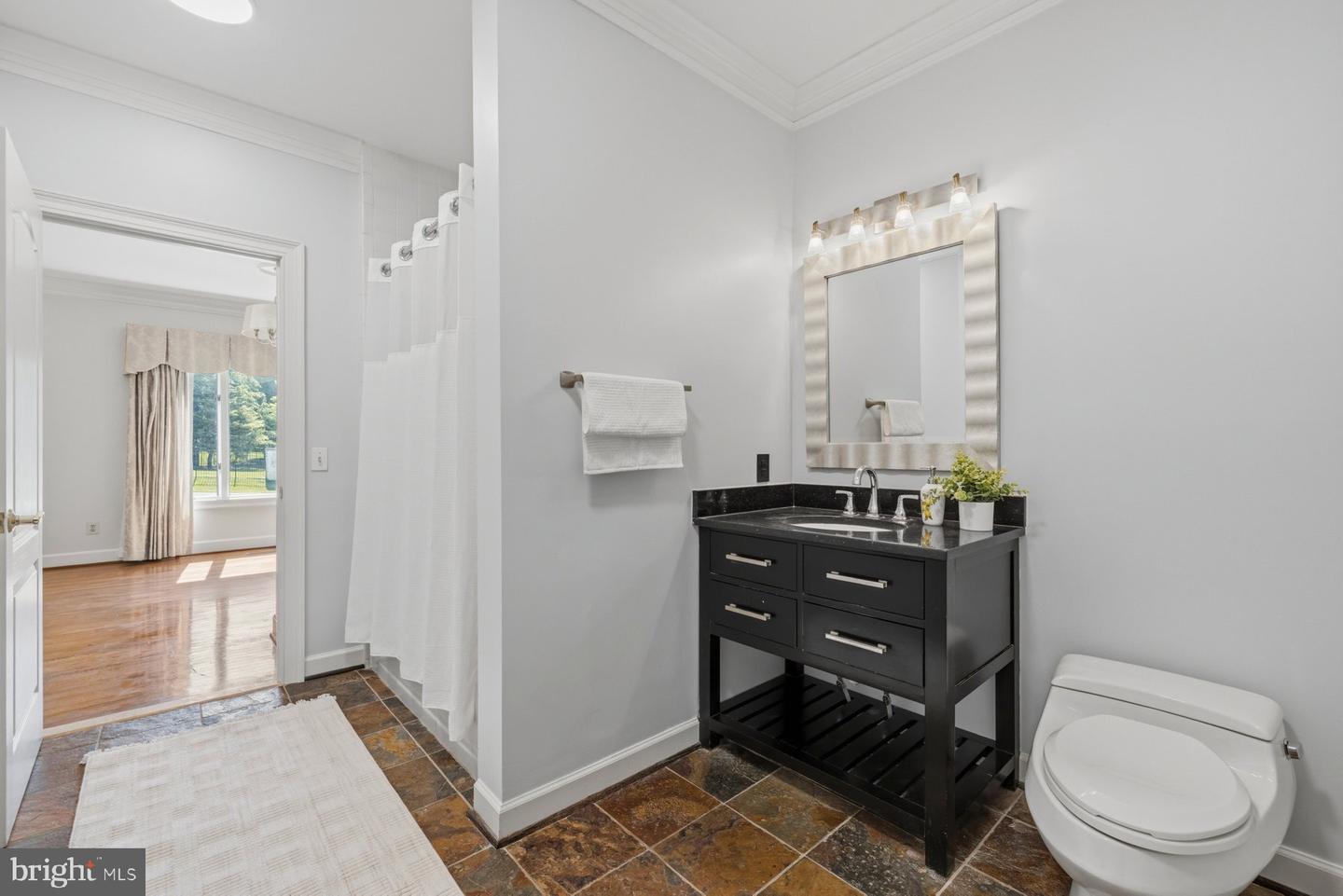 North Potomac, Maryland, 20878, United States, 5 Bedrooms Bedrooms, ,6 BathroomsBathrooms,Residential,Active,2045699