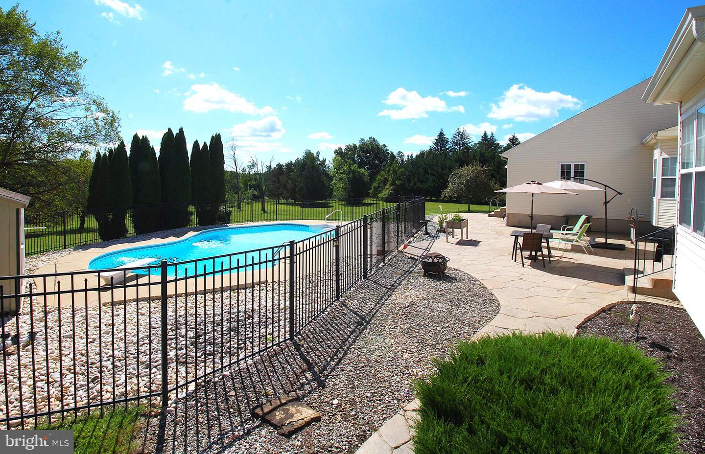 Chalfont, Pennsylvania, 18914, United States, 5 Bedrooms Bedrooms, ,4 BathroomsBathrooms,Residential,Active,2006906