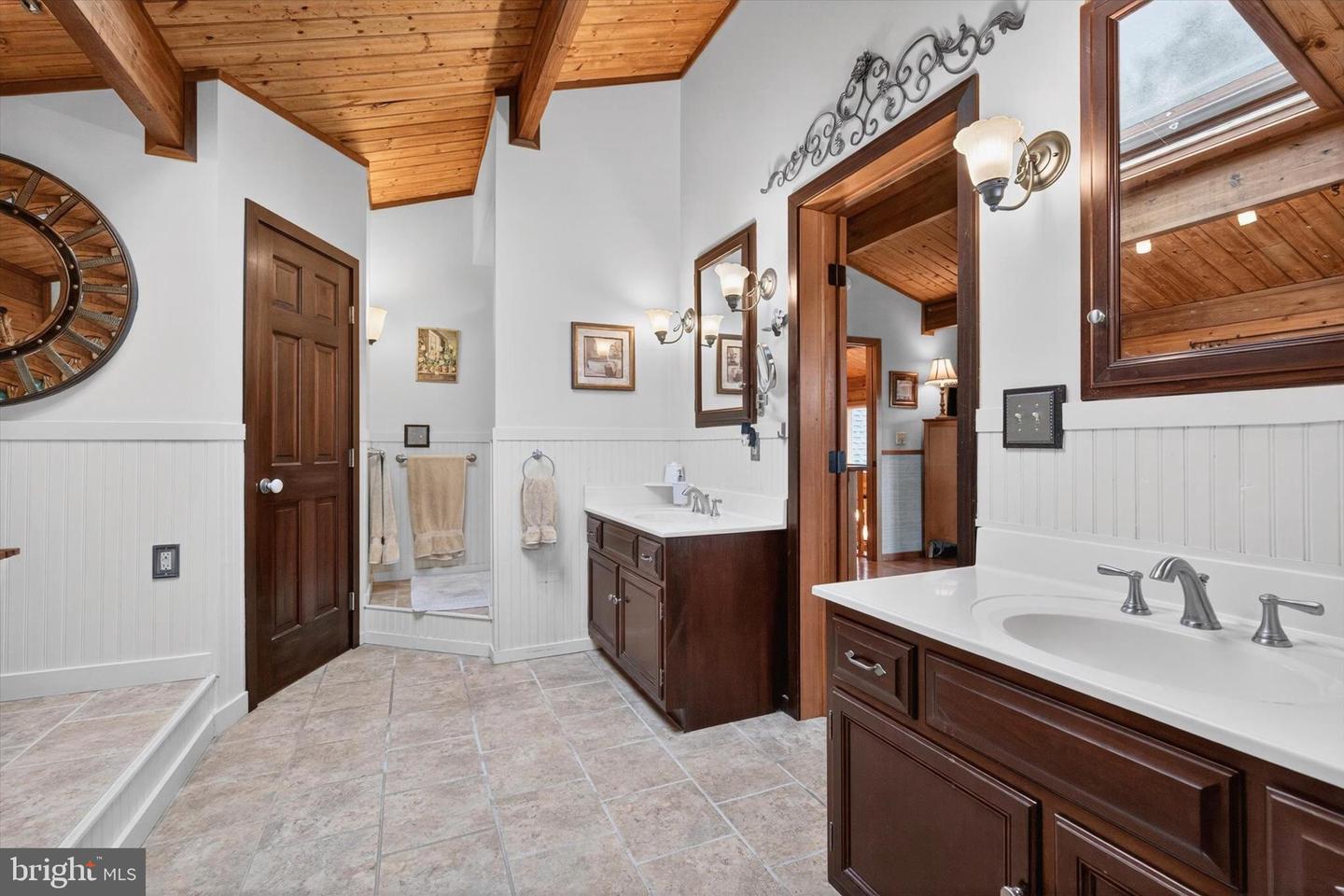 Harrisburg, Pennsylvania, 17112, United States, 3 Bedrooms Bedrooms, ,4 BathroomsBathrooms,Residential,Active,2045613