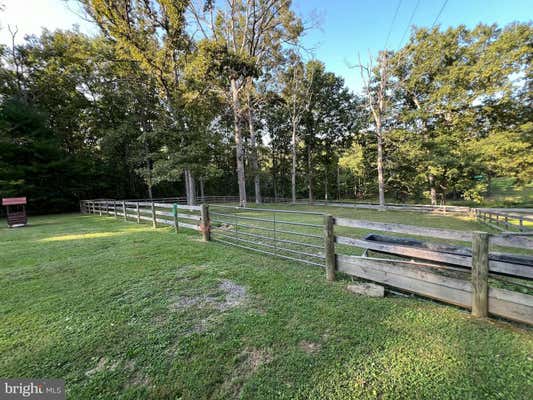 418 TALL OAKS LN, GORDONSVILLE, VA 22942, photo 3 of 11