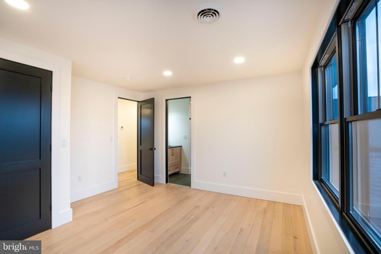 State College, Pennsylvania, 16801, United States, 5 Bedrooms Bedrooms, ,5 BathroomsBathrooms,Residential,Active,2010175