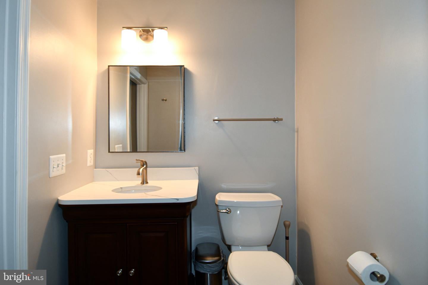Ashburn, Virginia, 20147, United States, 6 Bedrooms Bedrooms, ,5 BathroomsBathrooms,Residential,Active,1914776