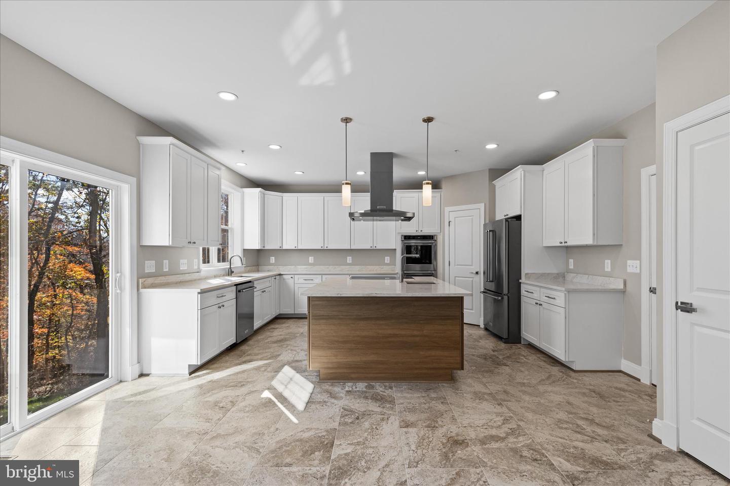 Fort Washington, Maryland, 20744, United States, 5 Bedrooms Bedrooms, ,4 BathroomsBathrooms,Residential,Active,1987253