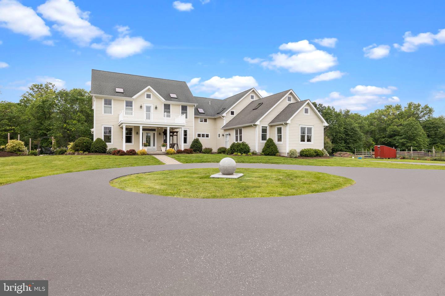 Lambertville, New Jersey, 08530, United States, 6 Bedrooms Bedrooms, ,5 BathroomsBathrooms,Residential,Active,1843838