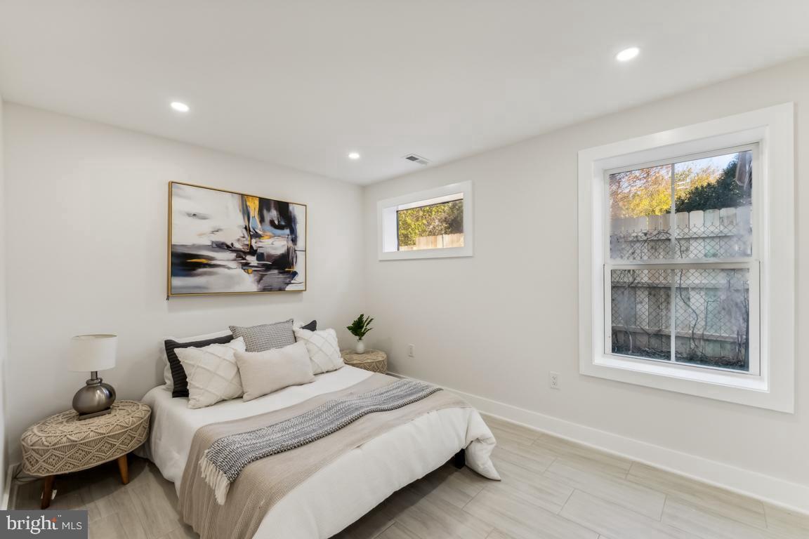 Washington, District Of Columbia, 20018, United States, 5 Bedrooms Bedrooms, ,5 BathroomsBathrooms,Residential,Active,2007330