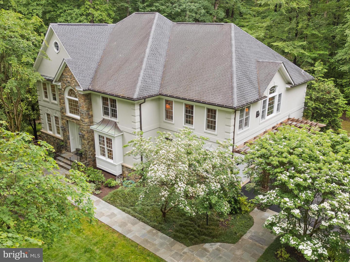 Fairfax Station, Virginia, 22039, United States, 5 Bedrooms Bedrooms, ,5 BathroomsBathrooms,Residential,Active,1943756