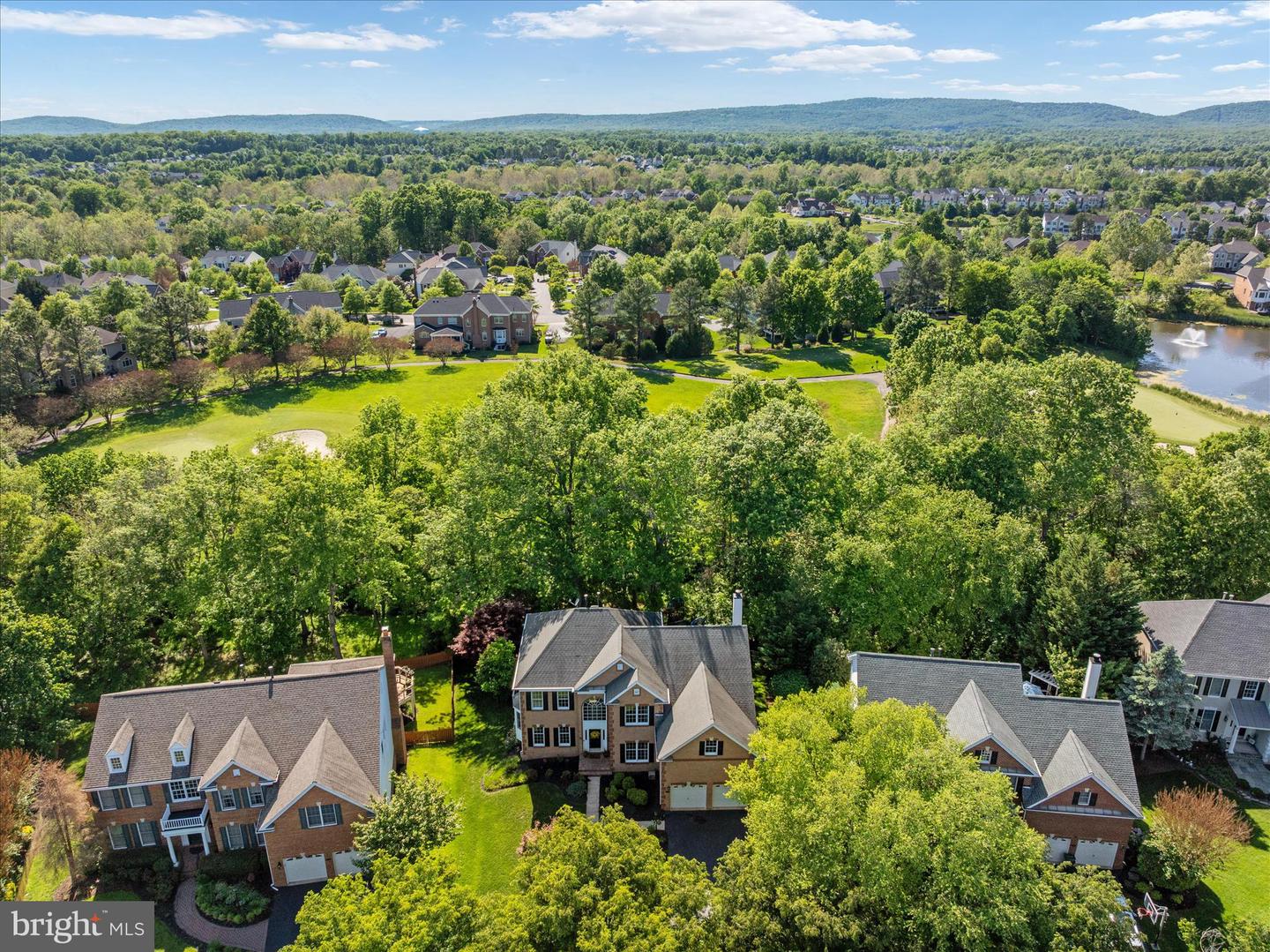 Haymarket, Virginia, 20169, United States, 5 Bedrooms Bedrooms, ,5 BathroomsBathrooms,Residential,Pending,2045778