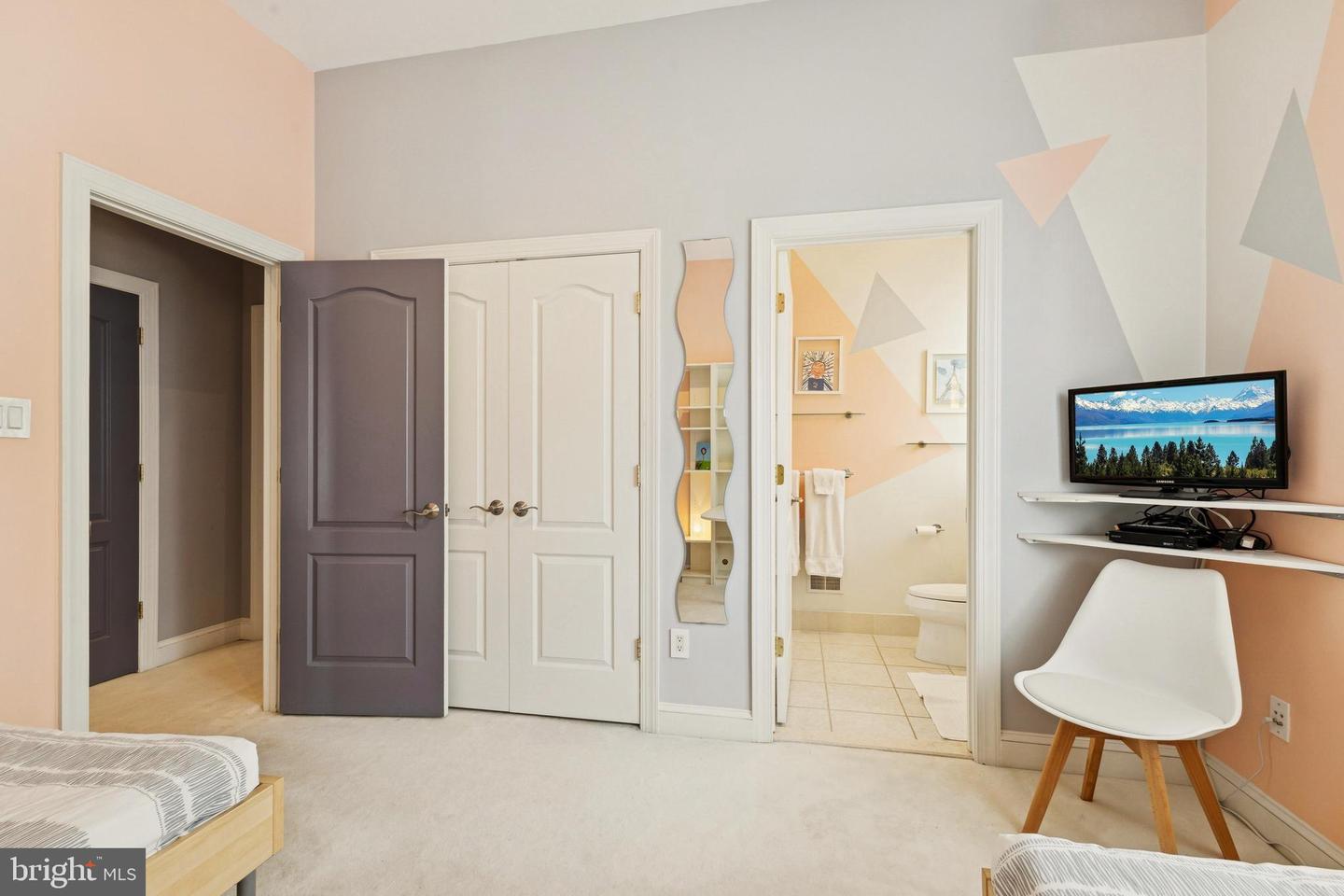 Gainesville, Virginia, 20155, United States, 3 Bedrooms Bedrooms, ,5 BathroomsBathrooms,Residential,Active,2015424