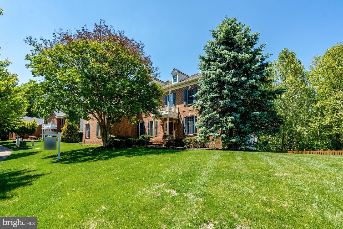Haymarket, Virginia, 20169, United States, 5 Bedrooms Bedrooms, ,5 BathroomsBathrooms,Residential,Pending,2031766