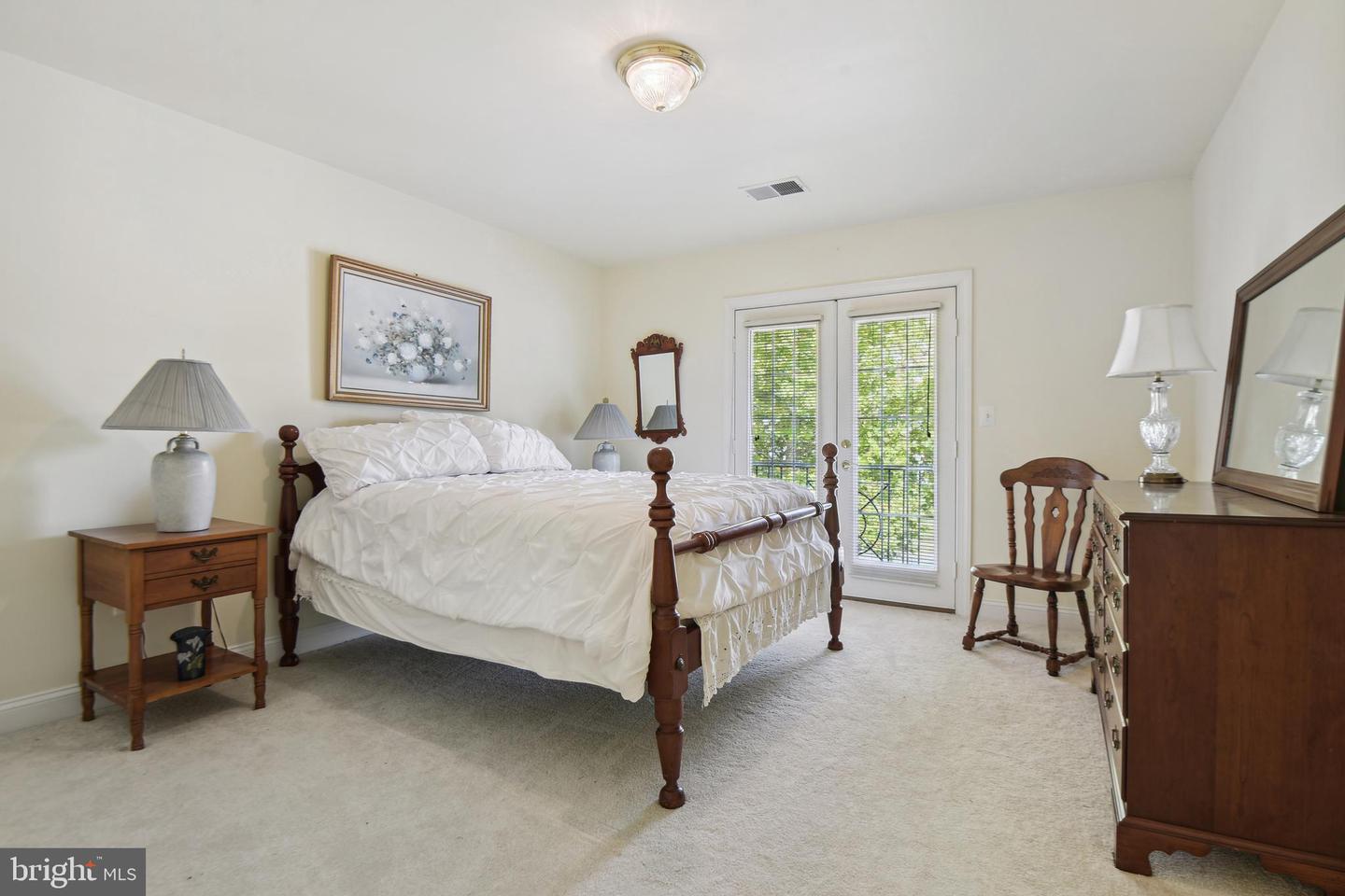 Woodbridge, Virginia, 22192, United States, 5 Bedrooms Bedrooms, ,5 BathroomsBathrooms,Residential,Active,2045542